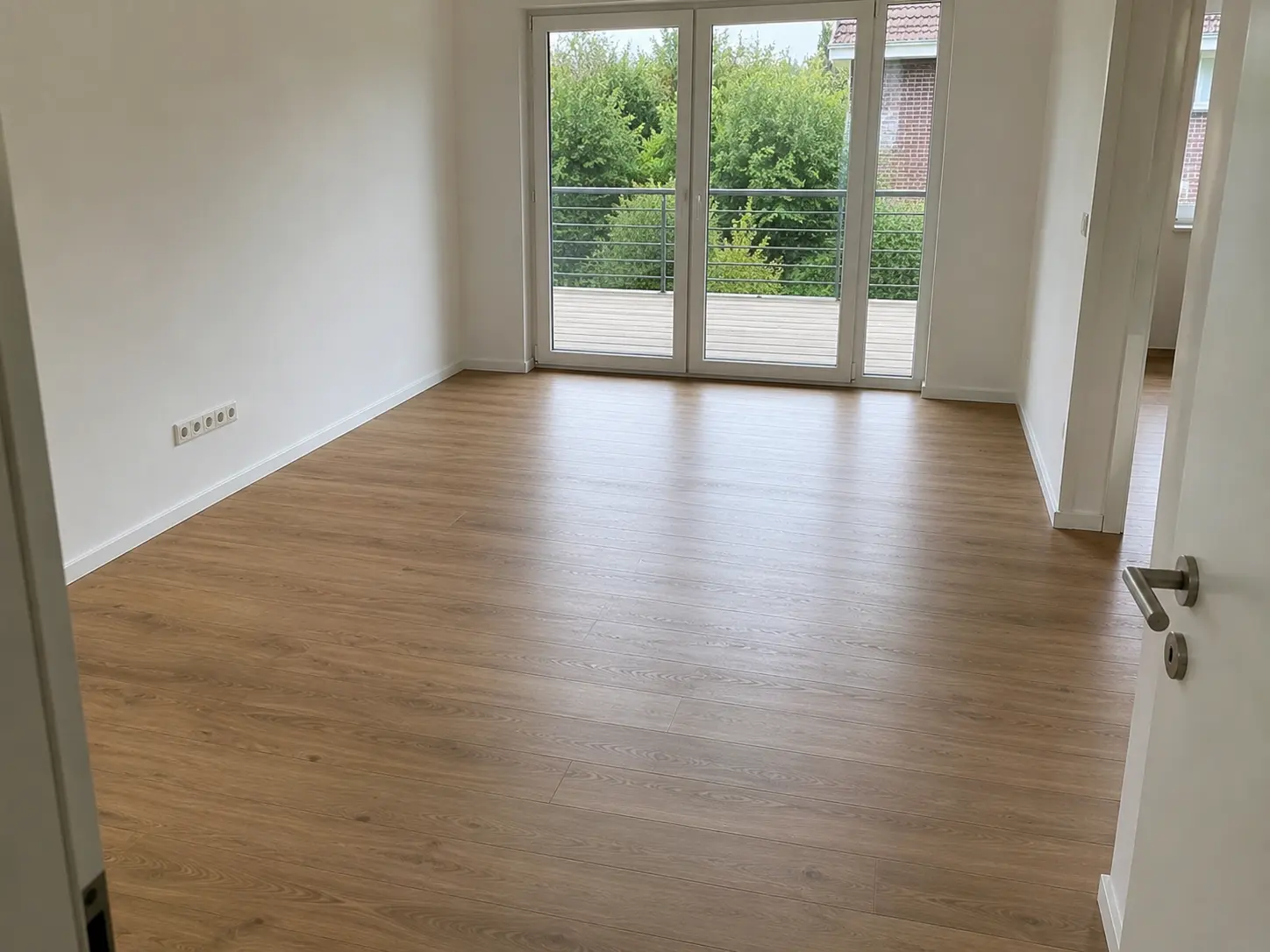 Bodenverlegung Holzdielen Renovierung in Erfurt durch Maler Stelz GmbH